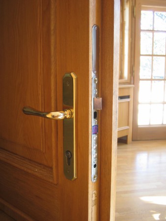 Sem můžete přidat popisekiLoock100 se zakázkovým kováním